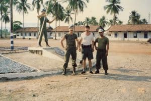 09-12-2020_21312 BAZA MLEZYJCZYKÓW Z JÓZKIEM ZAWIEŻLIŚMY IM ZBIORNIK 10000 L W KAMPONG CHAM