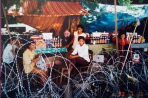 A to nasza ulubiona sprzedawczyni i jej sklepik kambodżana KRATIE