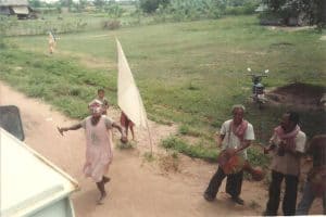 Koniec z aklimatyzacją i reorganizacją czas się zająć rejonizacją do zobaczenia stolico! Przed nami 200km podróży do Pursat. Naszym nowym domem miały zostać stare francuskie koszar