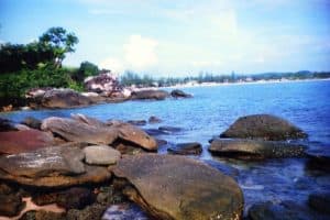 W oddali widoczna nasza baza w Sichanukvil